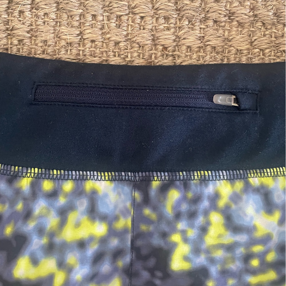 Nike - Picture 5 of 6